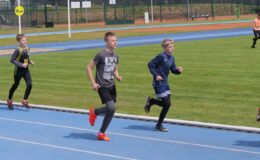 Mistrzostwa Powiatu w czwórboju lekkoatletycznym dziewcząt i chłopców – Igrzyska Dzieci