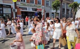 Procesja Bożego Ciała. Parafia pw. Podwyższenia Krzyża Świętego w Działdowie