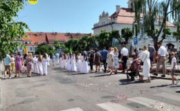 Procesja Bożego Ciała. Parafia pw. Podwyższenia Krzyża Świętego w Działdowie