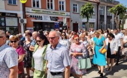 Procesja Bożego Ciała. Parafia pw. Podwyższenia Krzyża Świętego w Działdowie