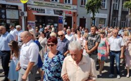 Procesja Bożego Ciała. Parafia pw. Podwyższenia Krzyża Świętego w Działdowie