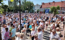 Procesja Bożego Ciała. Parafia pw. Podwyższenia Krzyża Świętego w Działdowie
