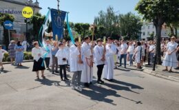 Procesja Bożego Ciała. Parafia pw. Podwyższenia Krzyża Świętego w Działdowie