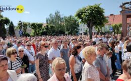 Procesja Bożego Ciała. Parafia pw. Podwyższenia Krzyża Świętego w Działdowie