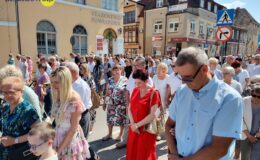 Procesja Bożego Ciała. Parafia pw. Podwyższenia Krzyża Świętego w Działdowie