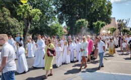 Procesja Bożego Ciała. Parafia pw. Podwyższenia Krzyża Świętego w Działdowie