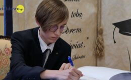 Żegnaj szkoło – zakończenie roku klas ósmych w SP nr 3
