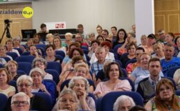 To była sztuka, która „nie pozwala zasnąć” -„Między nami dobrze jest”