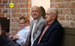 Burmistrz Grzegorz Mrowiński otrzymał votum zaufania i absolutorium