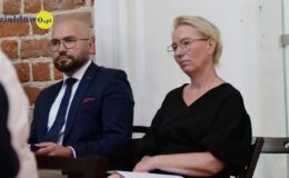 Burmistrz Grzegorz Mrowiński otrzymał votum zaufania i absolutorium