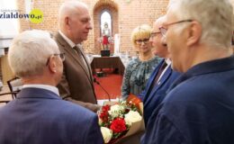 Burmistrz Grzegorz Mrowiński otrzymał votum zaufania i absolutorium