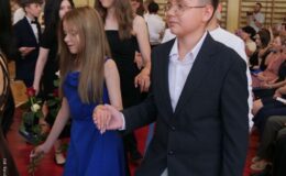 Żegnaj szkoło – zakończenie roku klas ósmych w SP nr 3