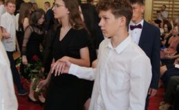 Żegnaj szkoło – zakończenie roku klas ósmych w SP nr 3