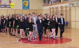 Żegnaj szkoło – zakończenie roku klas ósmych w SP nr 3
