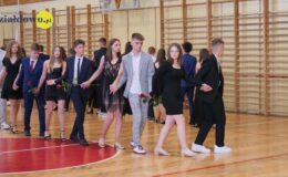 Żegnaj szkoło – zakończenie roku klas ósmych w SP nr 3