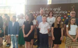 Ostatni dzwonek w Szkole Podstawowej nr 4