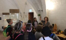 Potrawka z ogonów bobra i miseczki z gliny – pierwsza odsłona „Wakacji w Muzeum”
