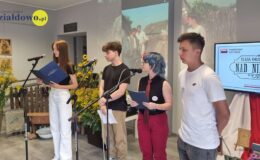 Wspólne czytanie „Nad Niemnem” w ramach akcji Narodowego Czytania