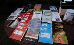 Wrześniowy upalny Piknik Literacki w Drzazgach