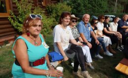 Wrześniowy upalny Piknik Literacki w Drzazgach