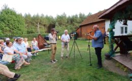 Wrześniowy upalny Piknik Literacki w Drzazgach