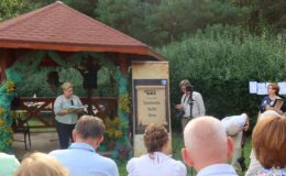 Wrześniowy upalny Piknik Literacki w Drzazgach