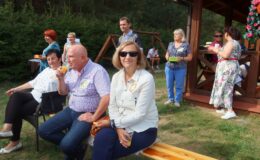 Wrześniowy upalny Piknik Literacki w Drzazgach