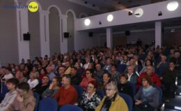 Wspaniała muzyczna podróż w czasie