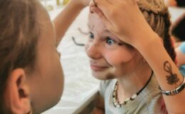 Wycieczka sekcji wokalnej Your Voice do Wytwórni Filmów Dokumentarnych i Fabularnych w Warszawie
