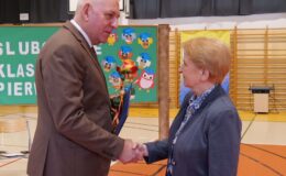Pasowania na pierwszaka i Dzień Nauczyciela w SP nr 1