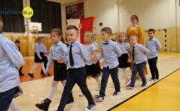 Pasowania na pierwszaka i Dzień Nauczyciela w SP nr 1