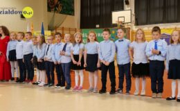 Pasowania na pierwszaka i Dzień Nauczyciela w SP nr 1
