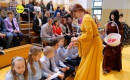 Pasowania na pierwszaka i Dzień Nauczyciela w SP nr 1