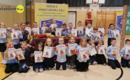 Pasowania na pierwszaka i Dzień Nauczyciela w SP nr 1