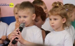 Ślubowanie i pasowanie Krasnoludków