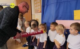 Ślubowanie i pasowanie Krasnoludków