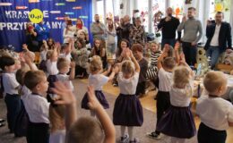 Ślubowanie i pasowanie Krasnoludków