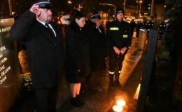 Osłonięto tablicę upamiętniającą tragicznie zmarłego na służbie druha