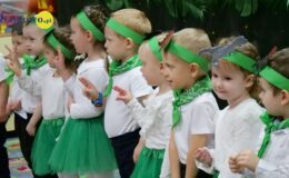 Pasowanie na przedszkolaka w Przedszkolu nr 5 w Działdowie – grupa Dinusie