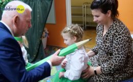 Pasowanie na przedszkolaka w Przedszkolu nr 5 w Działdowie – grupa Dinusie
