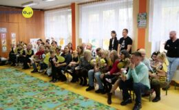 „Pszczółki” pasowane na przedszkolaka
