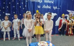Jasełka Bożonarodzeniowe w wykonaniu „Biedronek”