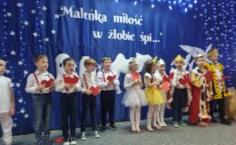 Jasełka Bożonarodzeniowe w wykonaniu „Biedronek”