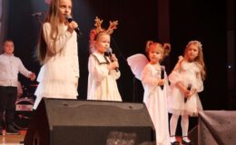 Magia świąt ze Szkołą Muzyki i Tańca „Art Music”