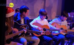 Magia świąt ze Szkołą Muzyki i Tańca „Art Music”