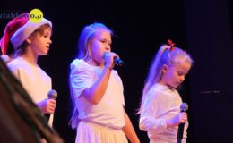 Magia świąt ze Szkołą Muzyki i Tańca „Art Music”