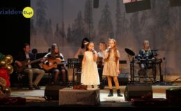 Magia świąt ze Szkołą Muzyki i Tańca „Art Music”