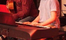 Magia świąt ze Szkołą Muzyki i Tańca „Art Music”
