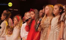 Magia świąt ze Szkołą Muzyki i Tańca „Art Music”
