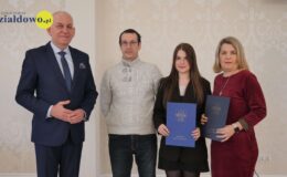Stypendia burmistrza Działdowa Grzegorza Mrowińskiego wręczone
